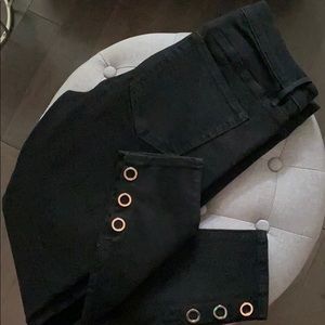 LOFT NWT Black Hem Snap Skinny Jeans size 8 29